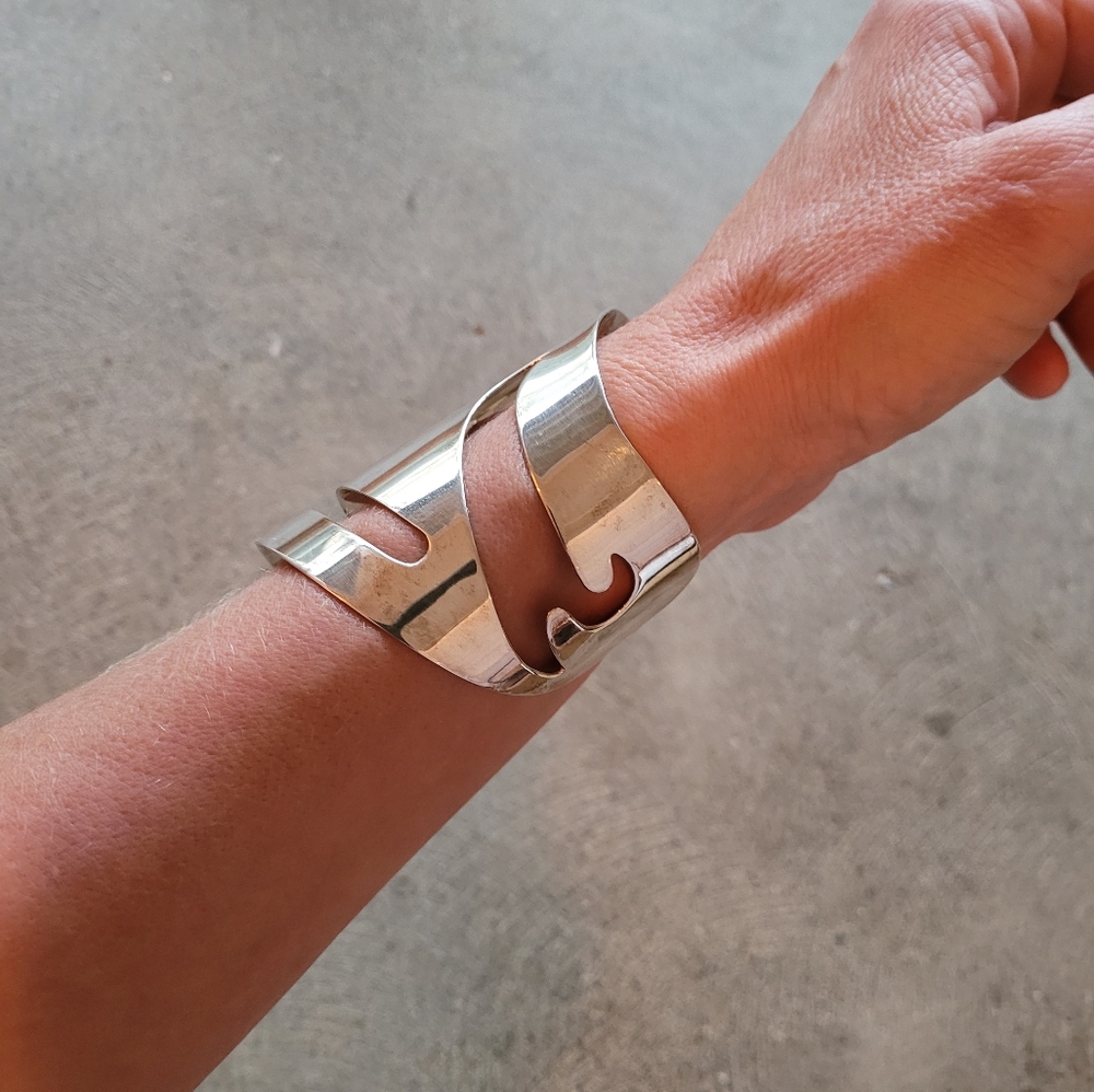 Sterling silver plated brass cuff bracelet - Picture 6 of 7
